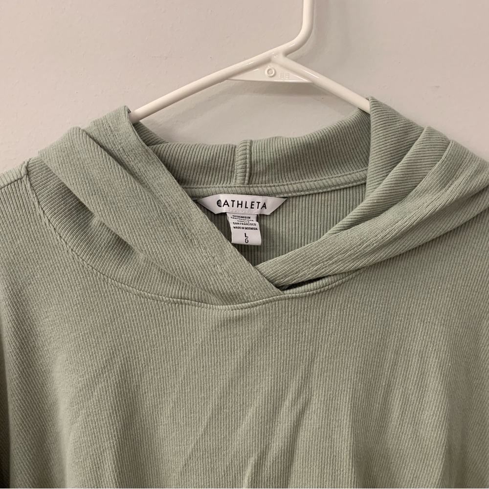 Athleta pull over - Picture 3 of 3